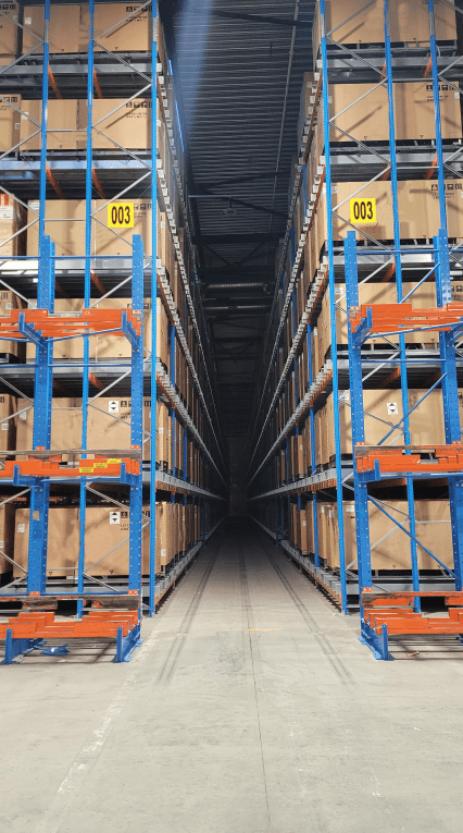 Packages in an ID Logistics warehouse.